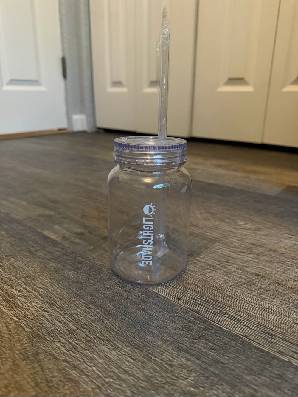 NWT Clear Light Up Plastic Cup with Lid and Straw